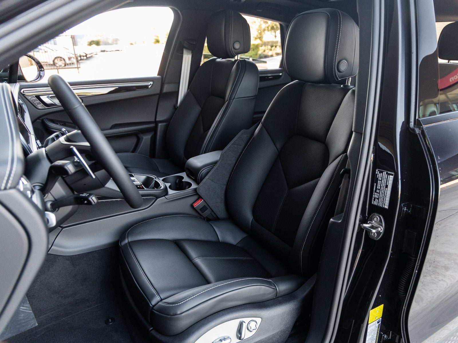 2026 Porsche Macan Macan S