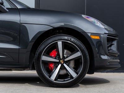 2026 Porsche Macan Macan S