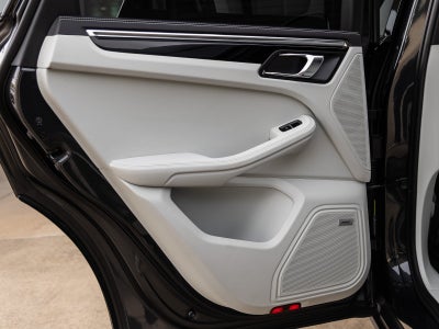 2026 Porsche Macan Macan S