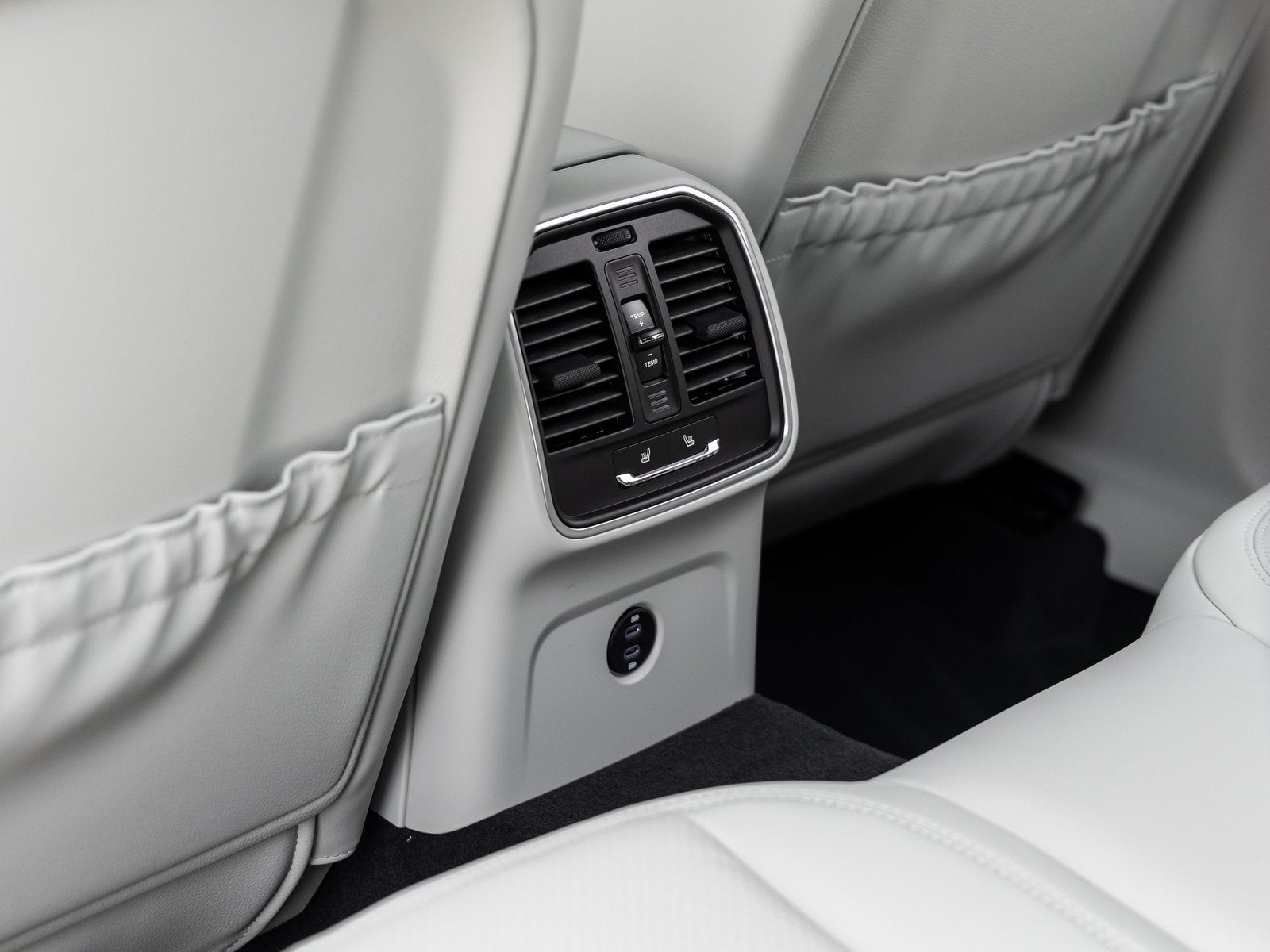 2026 Porsche Macan Macan S