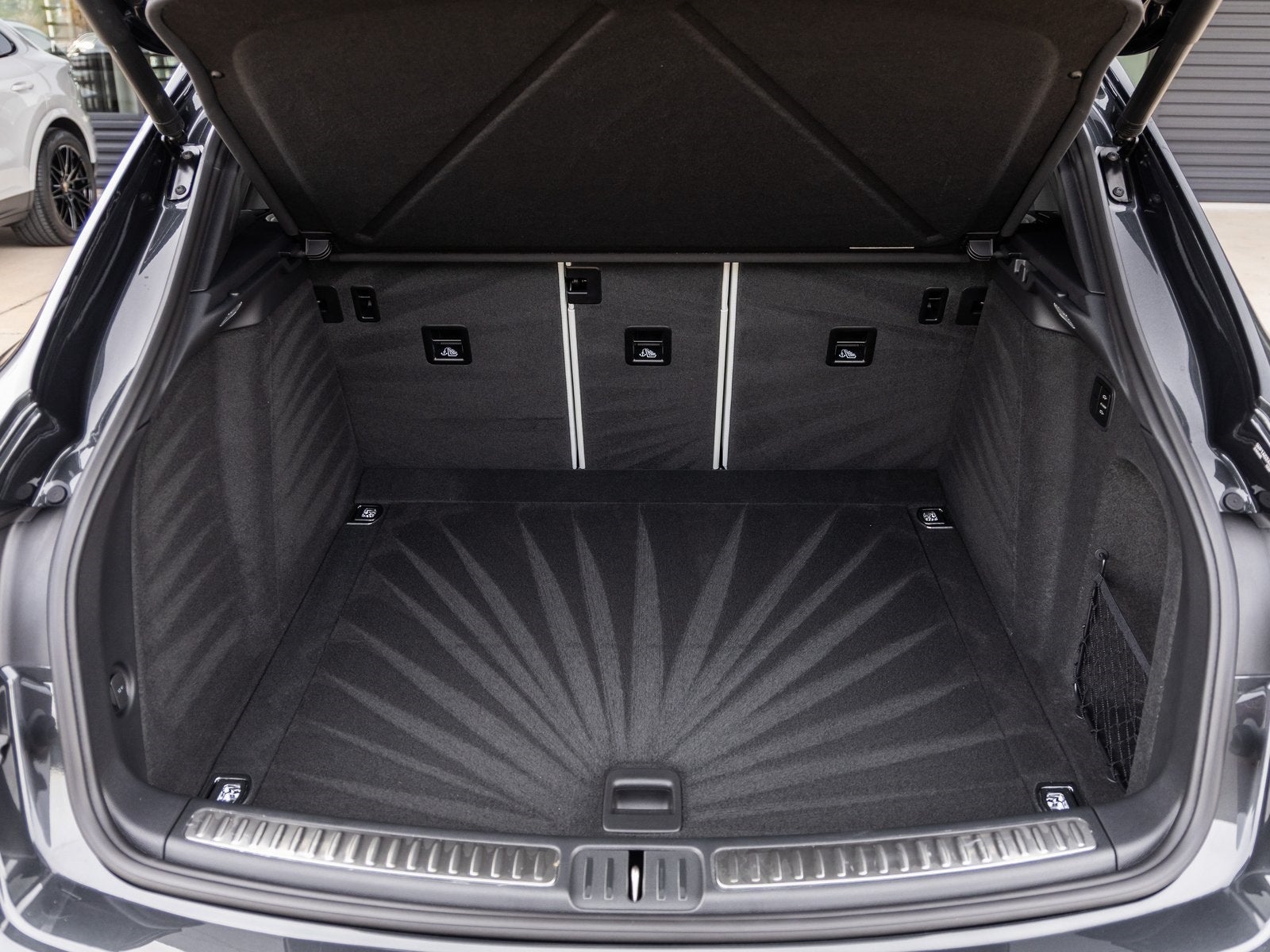 2026 Porsche Macan Macan S