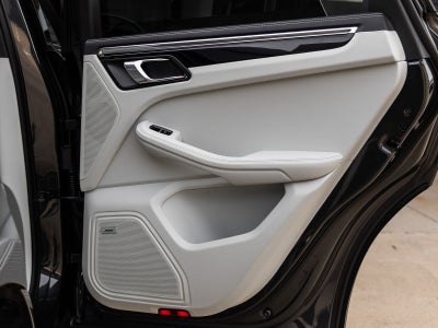 2026 Porsche Macan Macan S