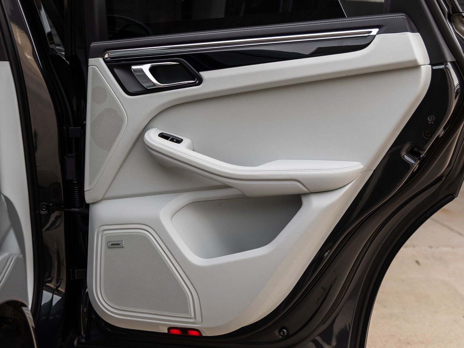 2026 Porsche Macan Macan S