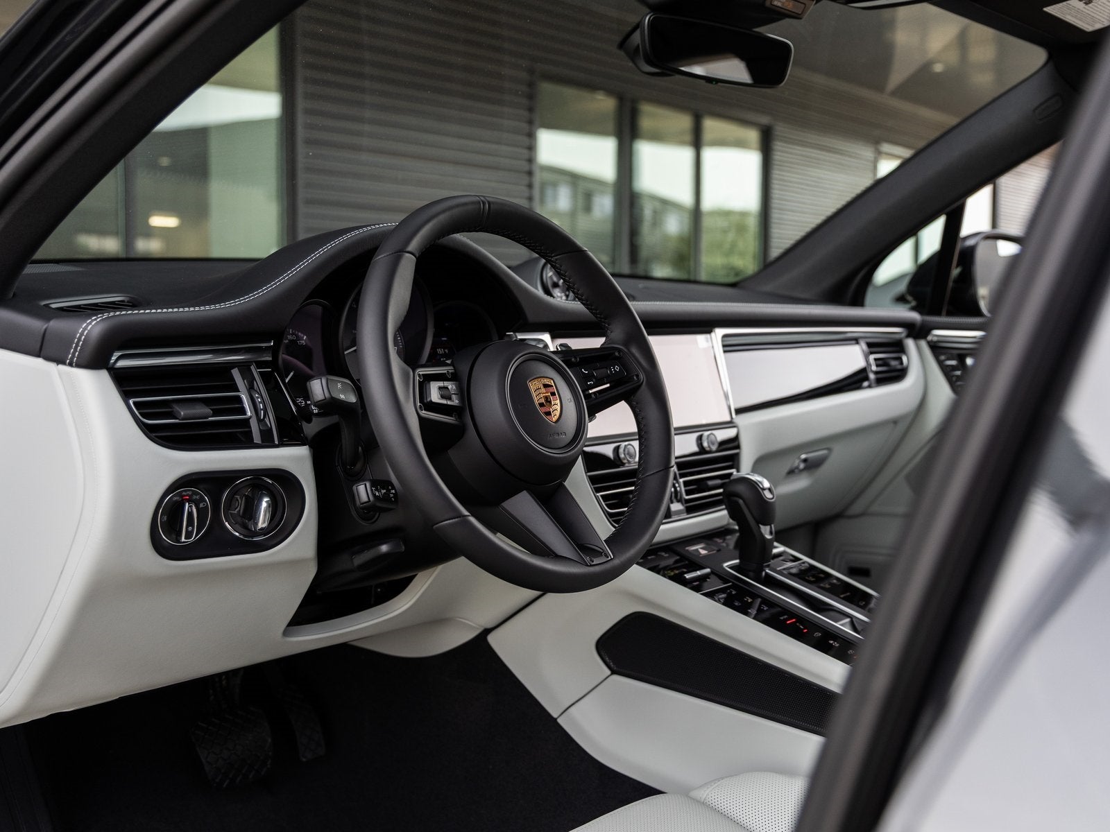 2026 Porsche Macan Macan S