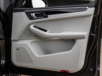 2026 Porsche Macan Macan S