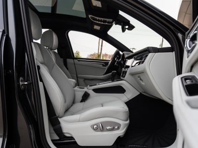 2026 Porsche Macan Macan S