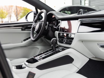 2026 Porsche Macan Macan S