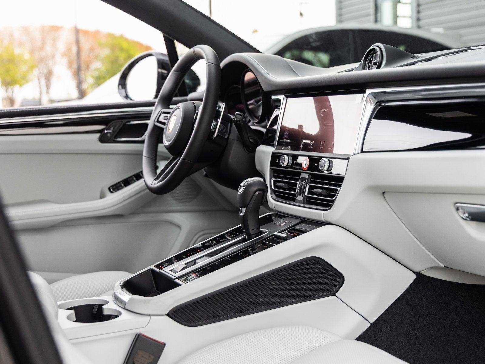 2026 Porsche Macan Macan S