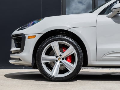 2026 Porsche Macan Macan S