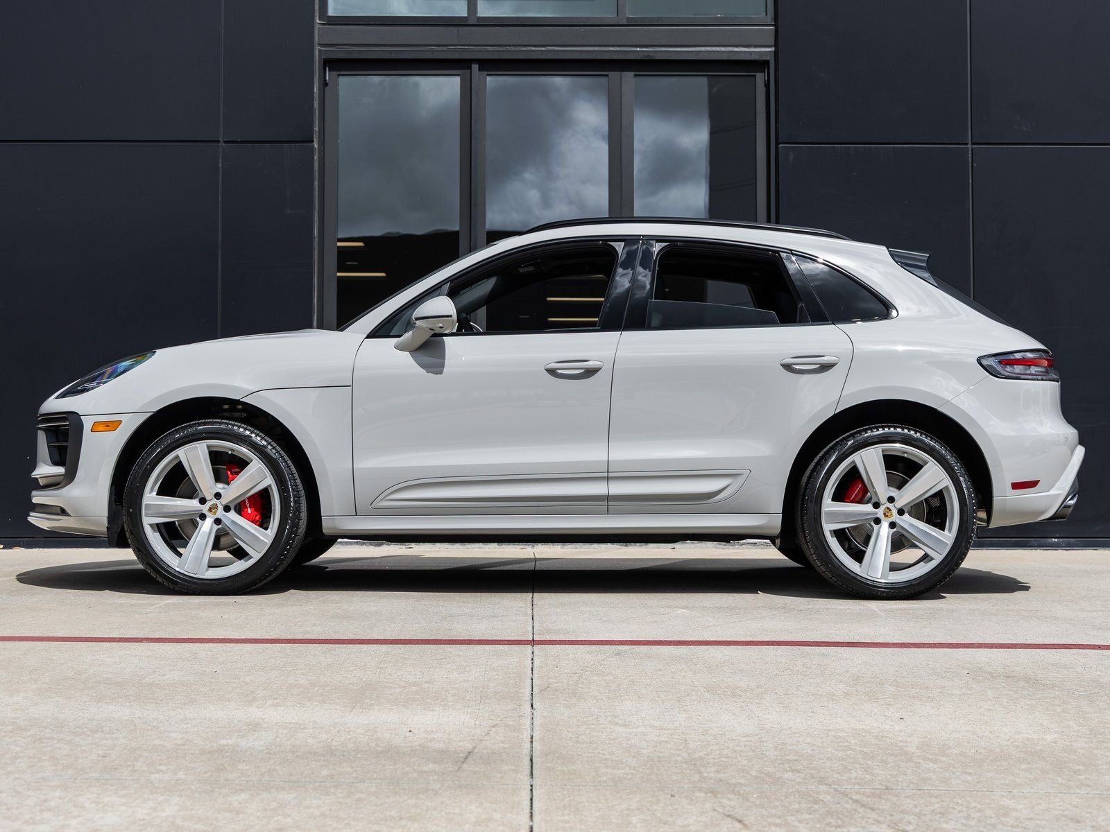 2026 Porsche Macan Macan S