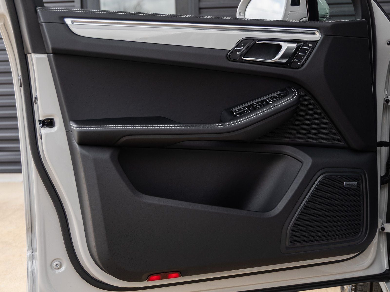 2026 Porsche Macan Macan S