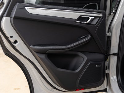 2026 Porsche Macan Macan S