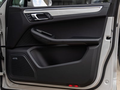 2026 Porsche Macan Macan S