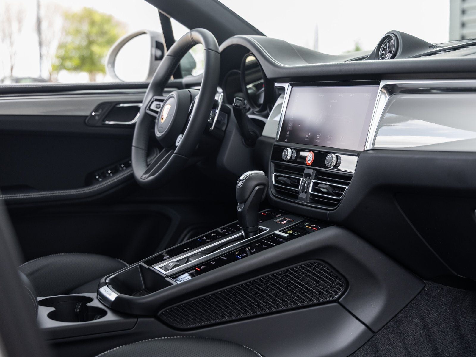 2026 Porsche Macan Macan S