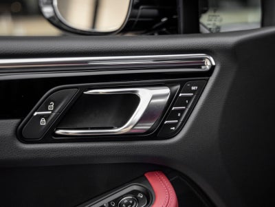 2026 Porsche Macan Macan S