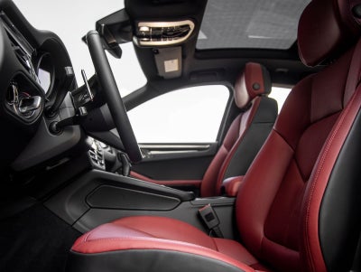 2026 Porsche Macan Macan S