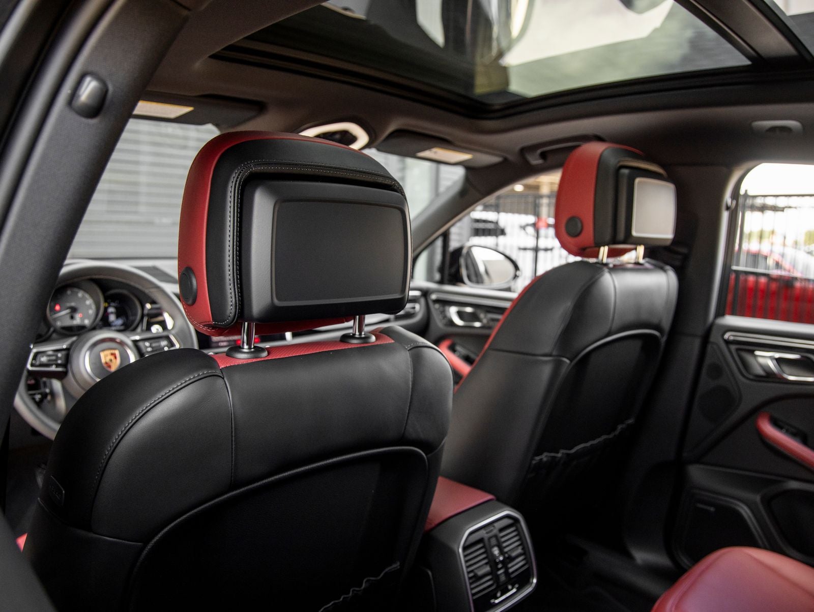2026 Porsche Macan Macan S