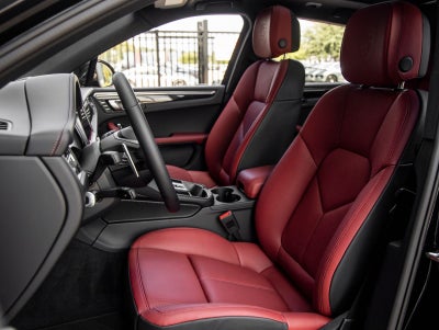 2026 Porsche Macan Macan S