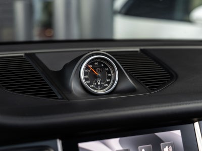 2018 Porsche Macan Macan GTS