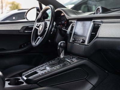 2018 Porsche Macan Macan GTS