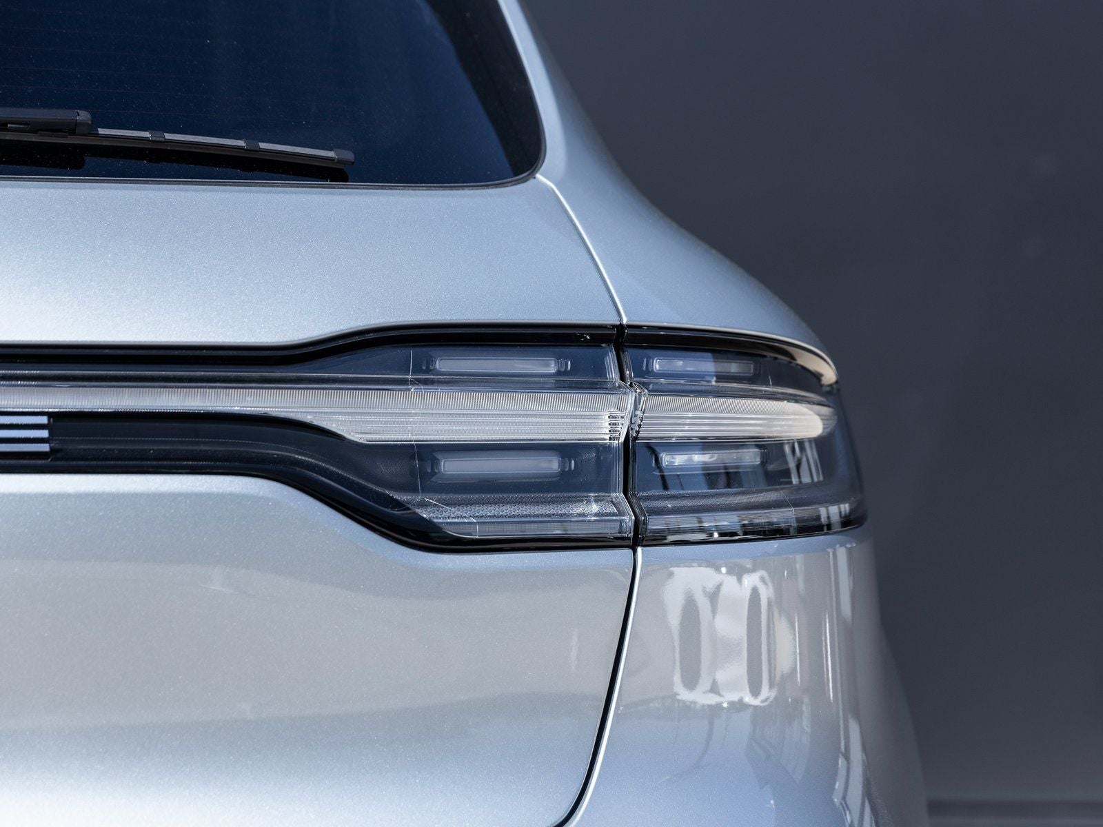 2025 Porsche Macan S