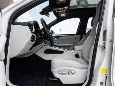 2026 Porsche Macan Macan S