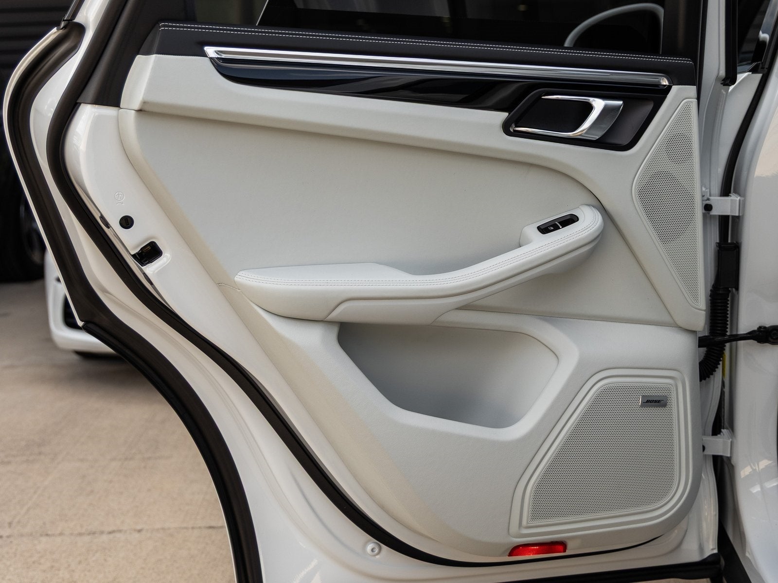 2026 Porsche Macan Macan S