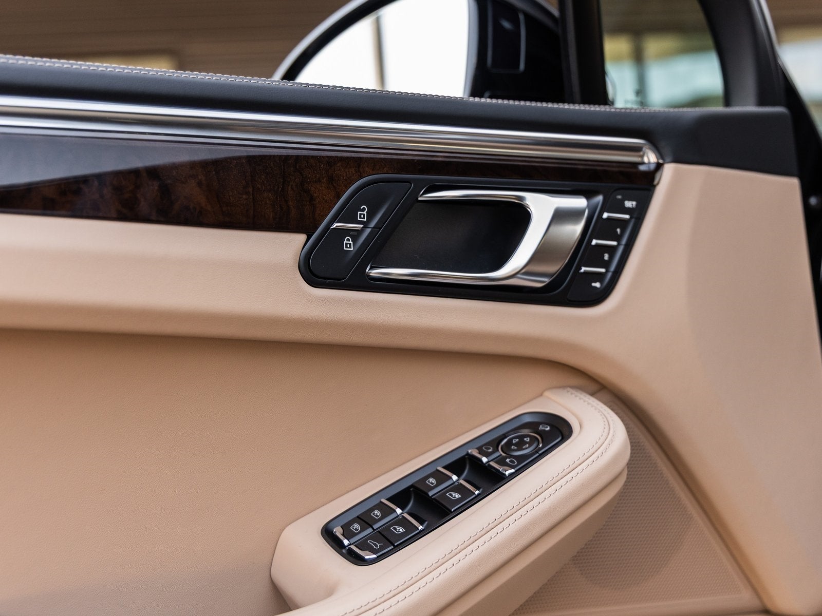 2026 Porsche Macan Macan S