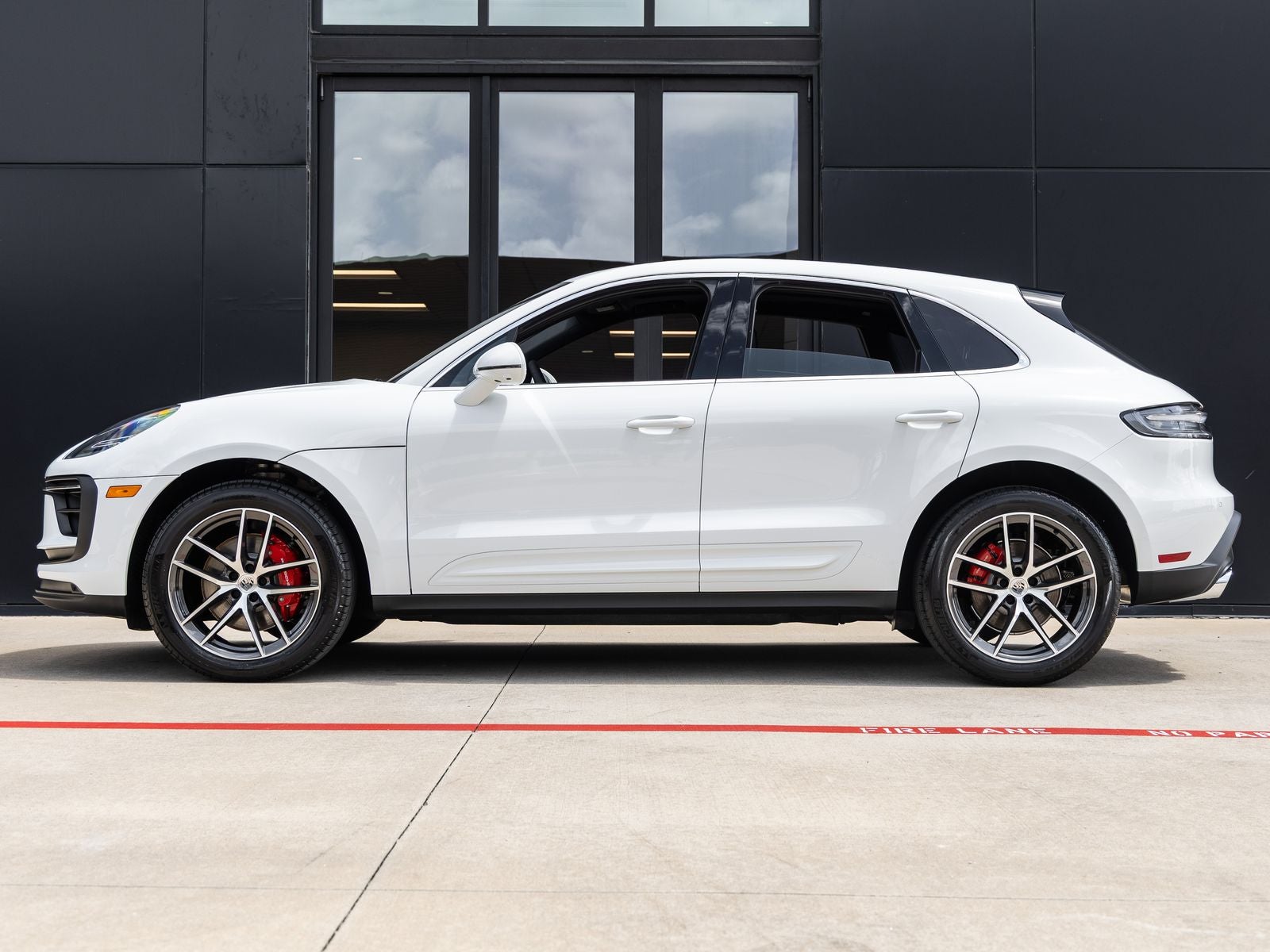 2026 Porsche Macan Macan S