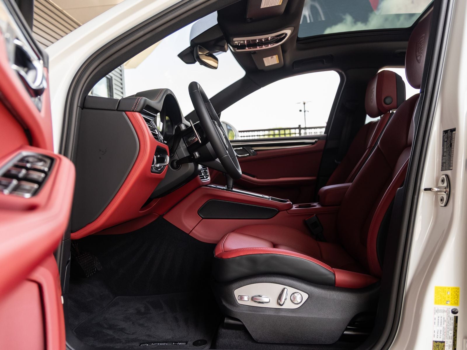 2026 Porsche Macan Macan S