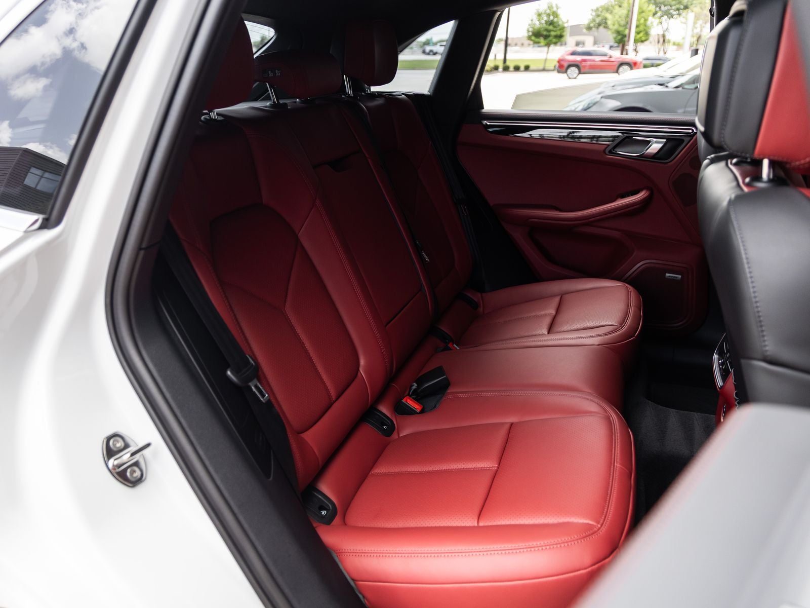 2026 Porsche Macan Macan S