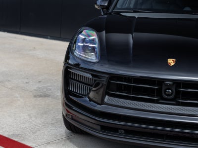2026 Porsche Macan Macan S