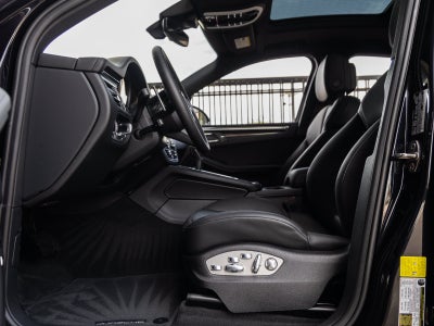 2026 Porsche Macan Macan S