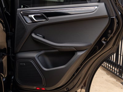 2026 Porsche Macan Macan S