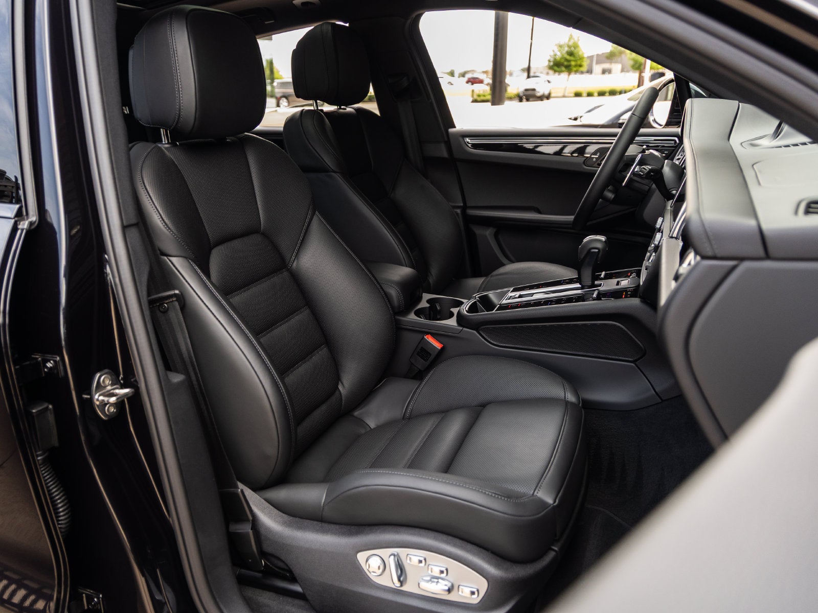 2026 Porsche Macan Macan S