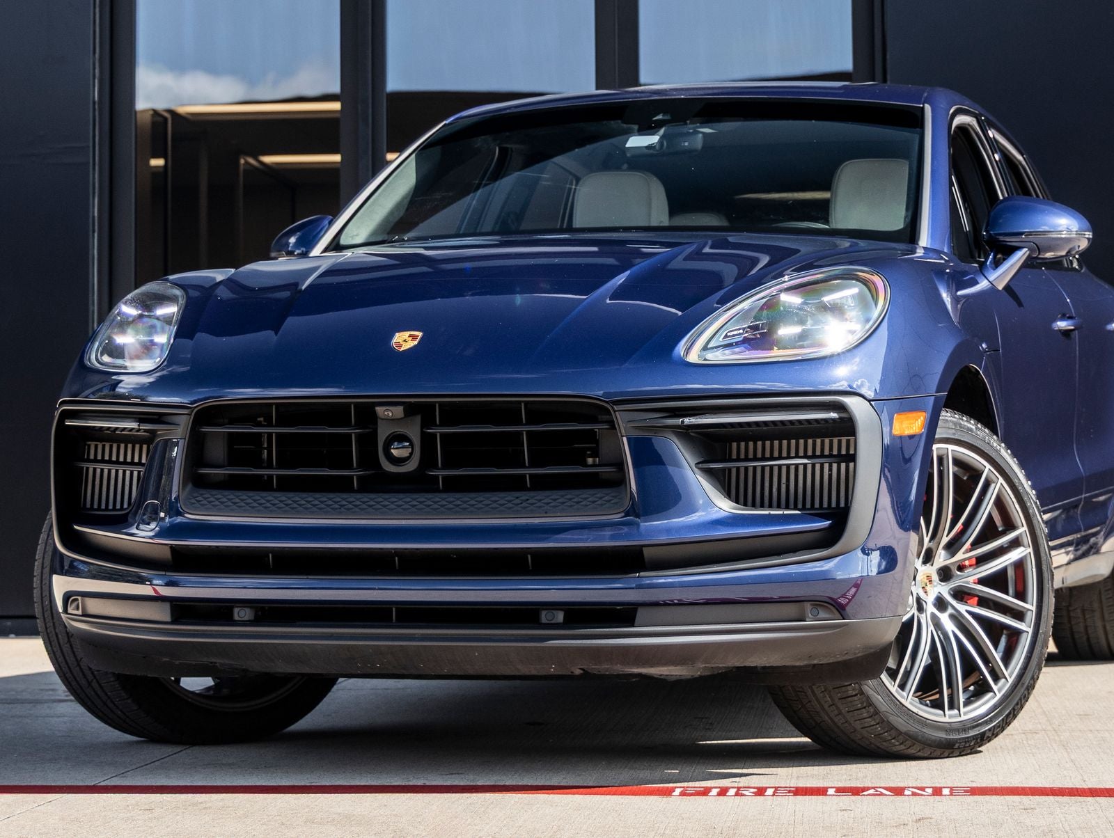 2023 Porsche Macan S