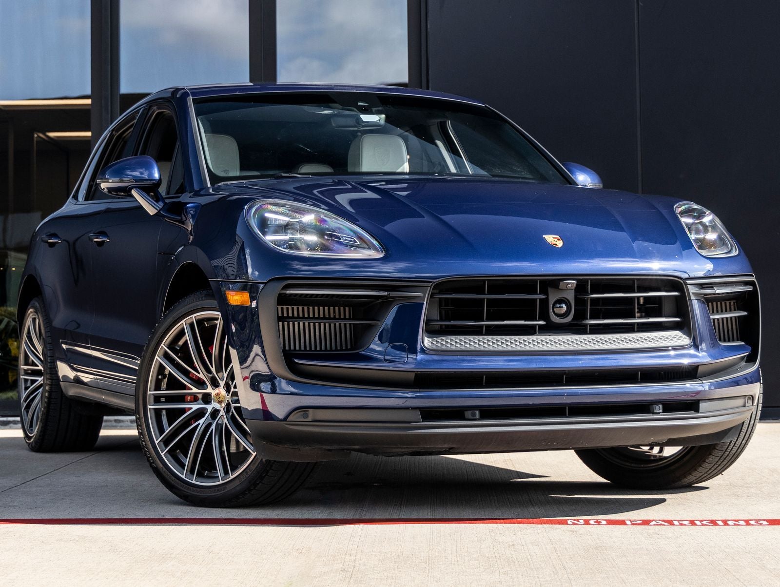 2023 Porsche Macan S