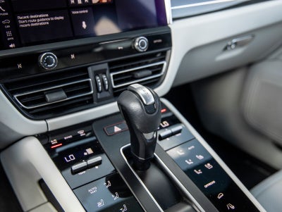 2023 Porsche Macan S