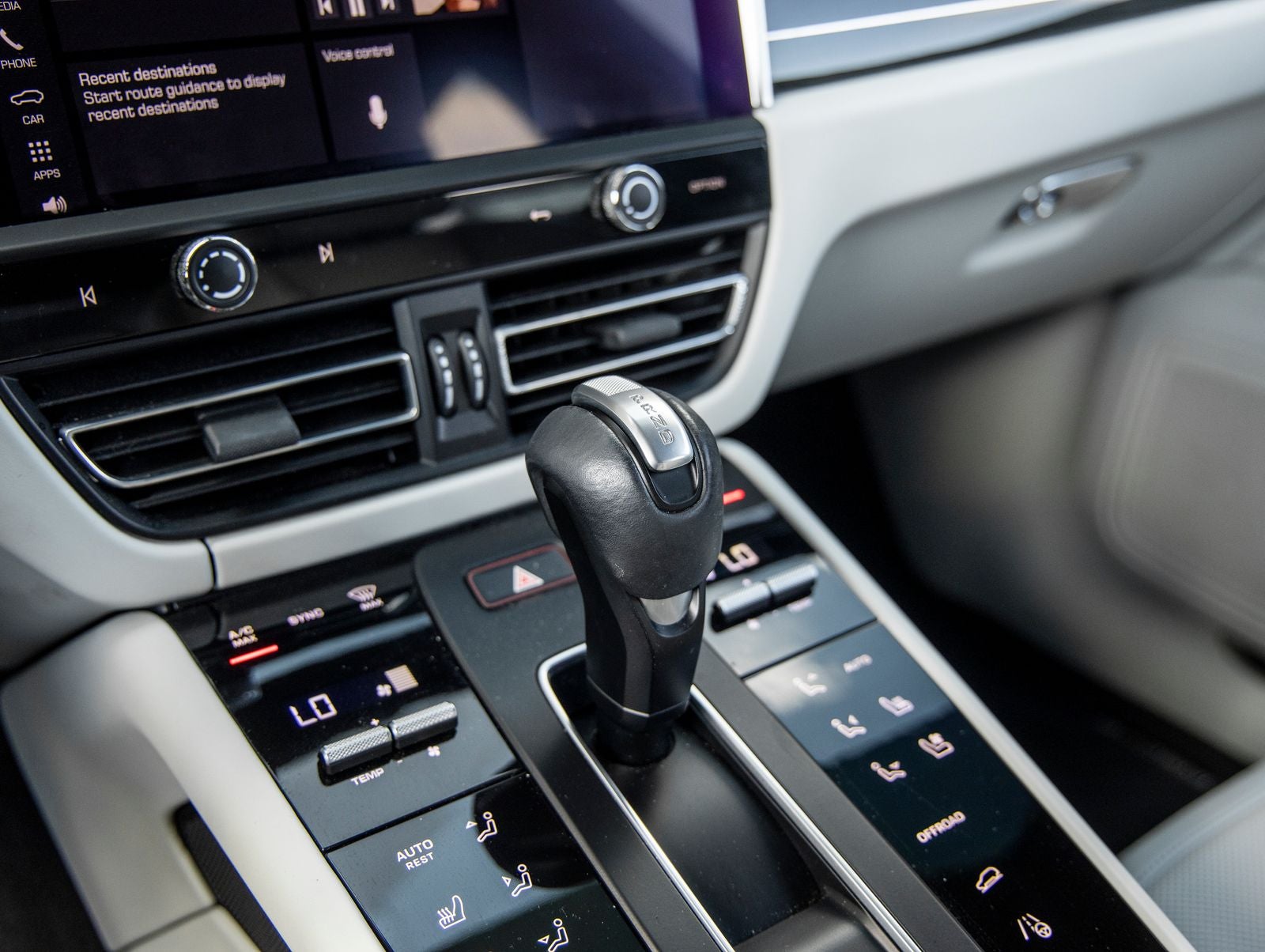 2023 Porsche Macan S
