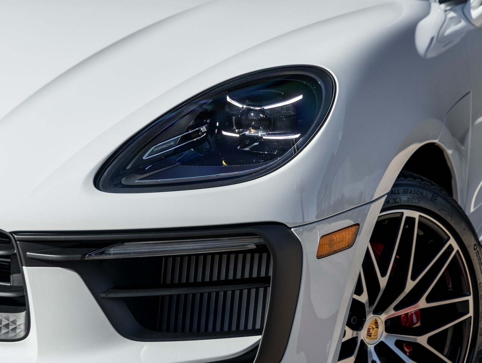 2026 Porsche Macan Macan S