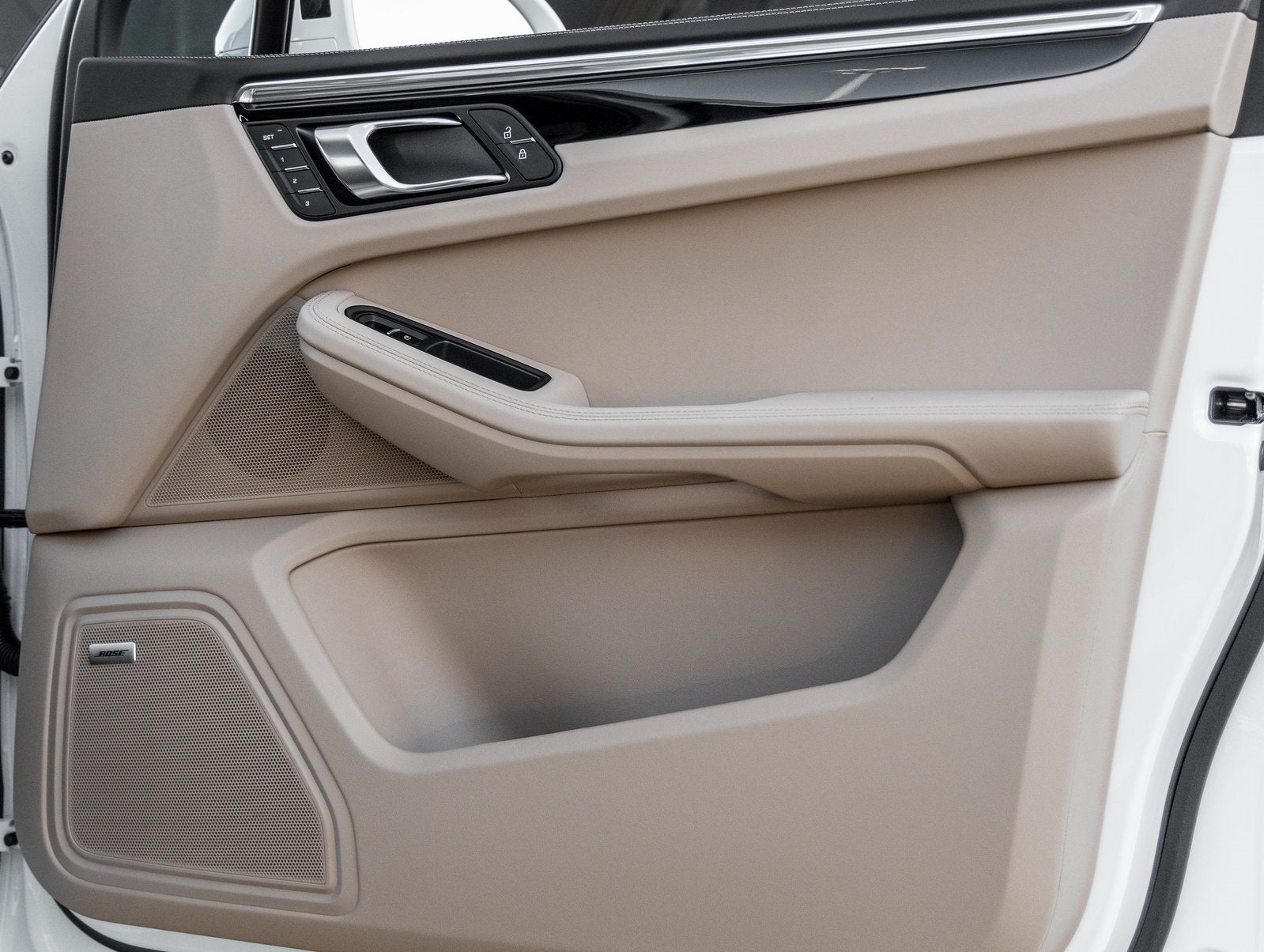 2026 Porsche Macan Macan S