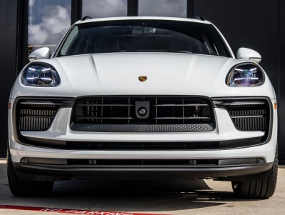 2026 Porsche Macan S