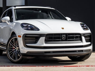 2026 Porsche Macan S