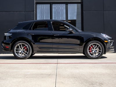 2024 Porsche Macan S