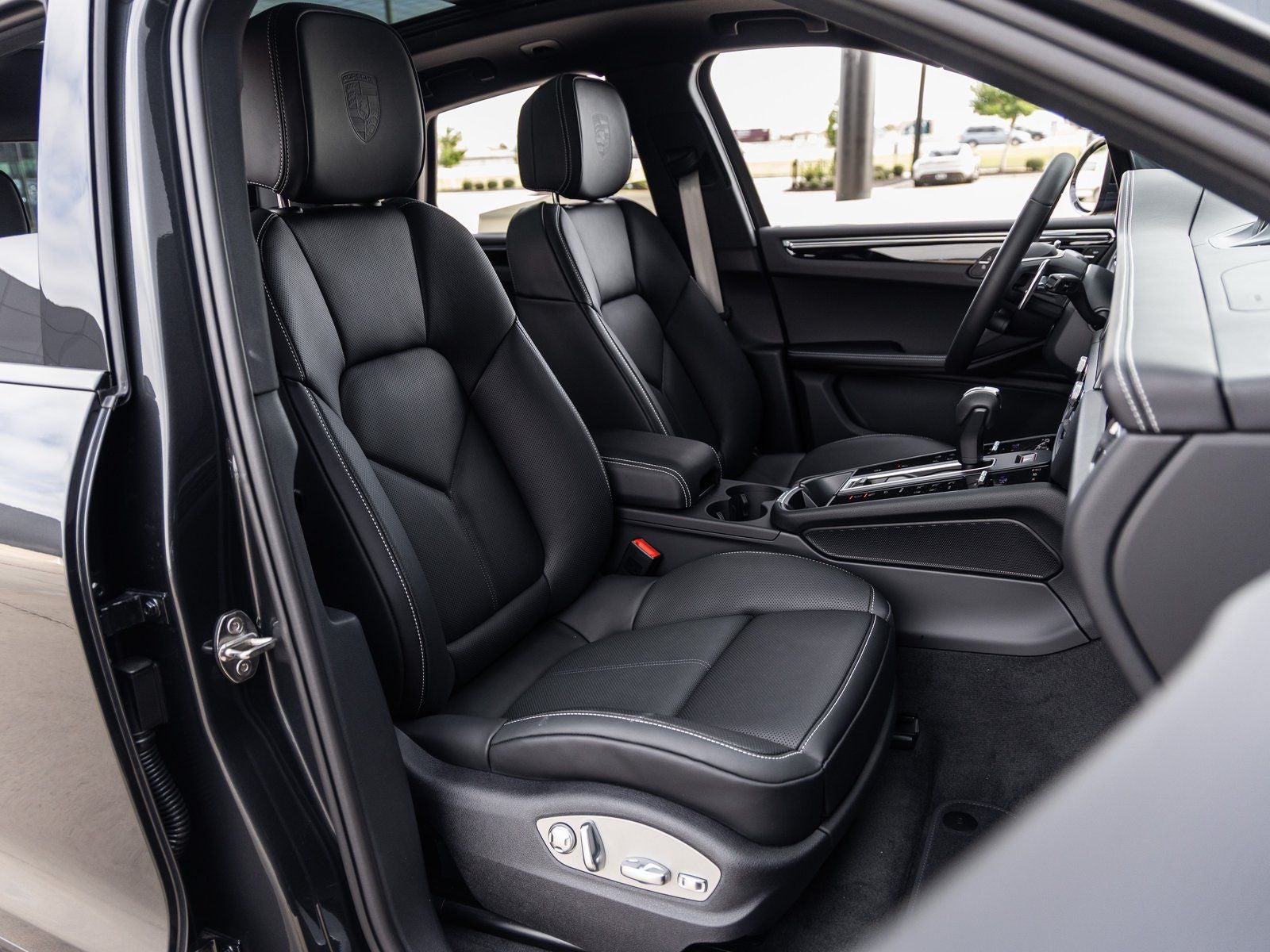 2026 Porsche Macan Macan S