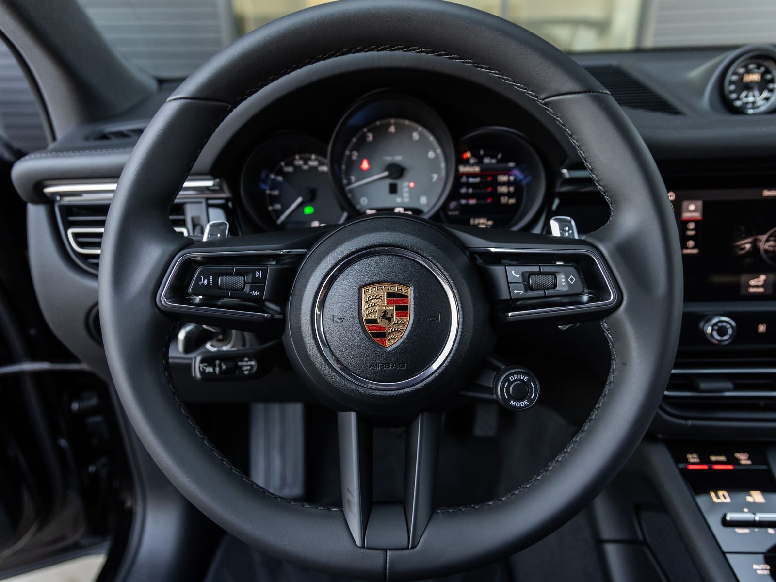 2026 Porsche Macan S