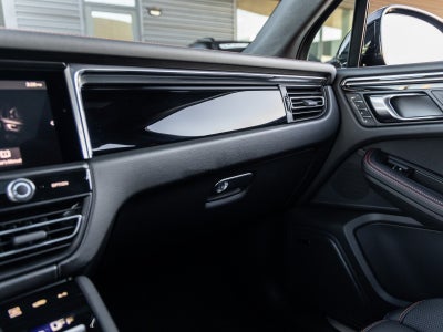 2026 Porsche Macan Macan S