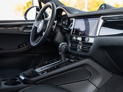 2026 Porsche Macan Macan S