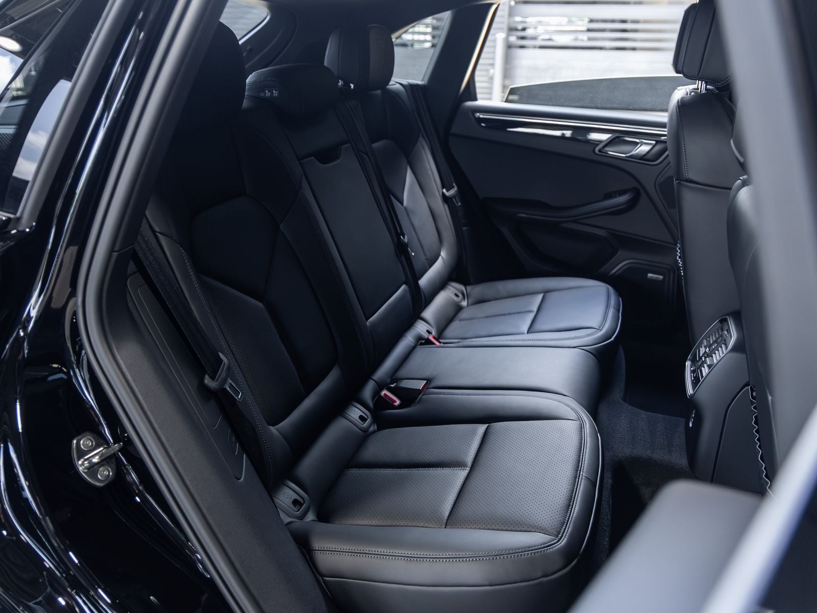 2026 Porsche Macan Macan S