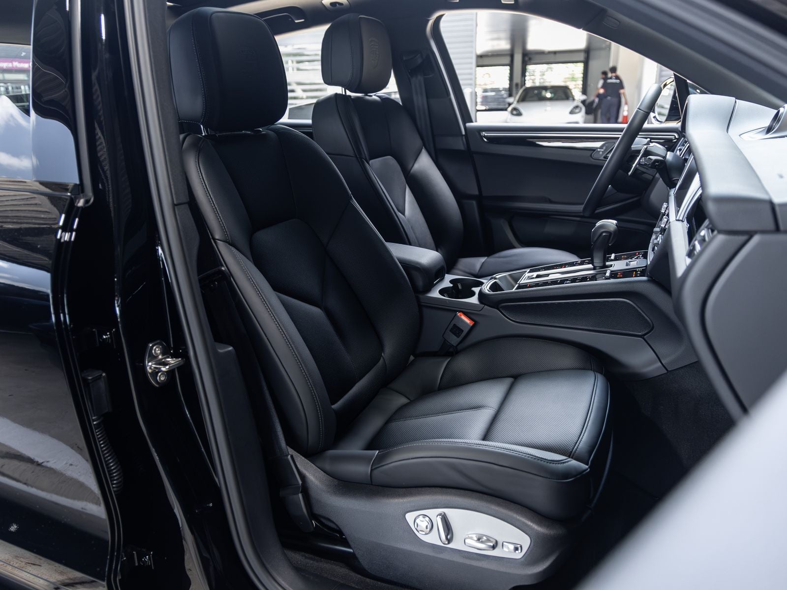 2026 Porsche Macan Macan S